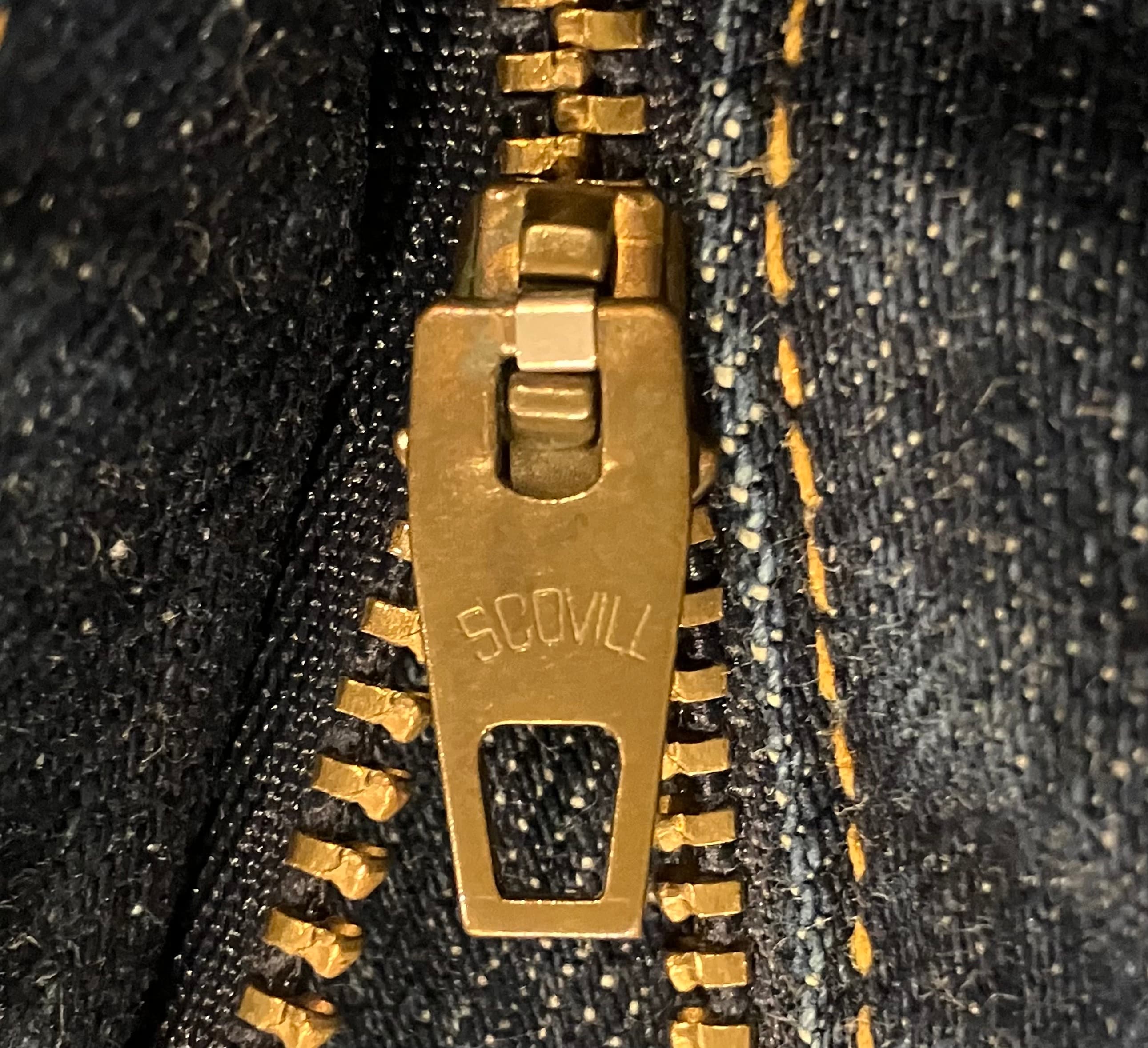 ジッパー刻印