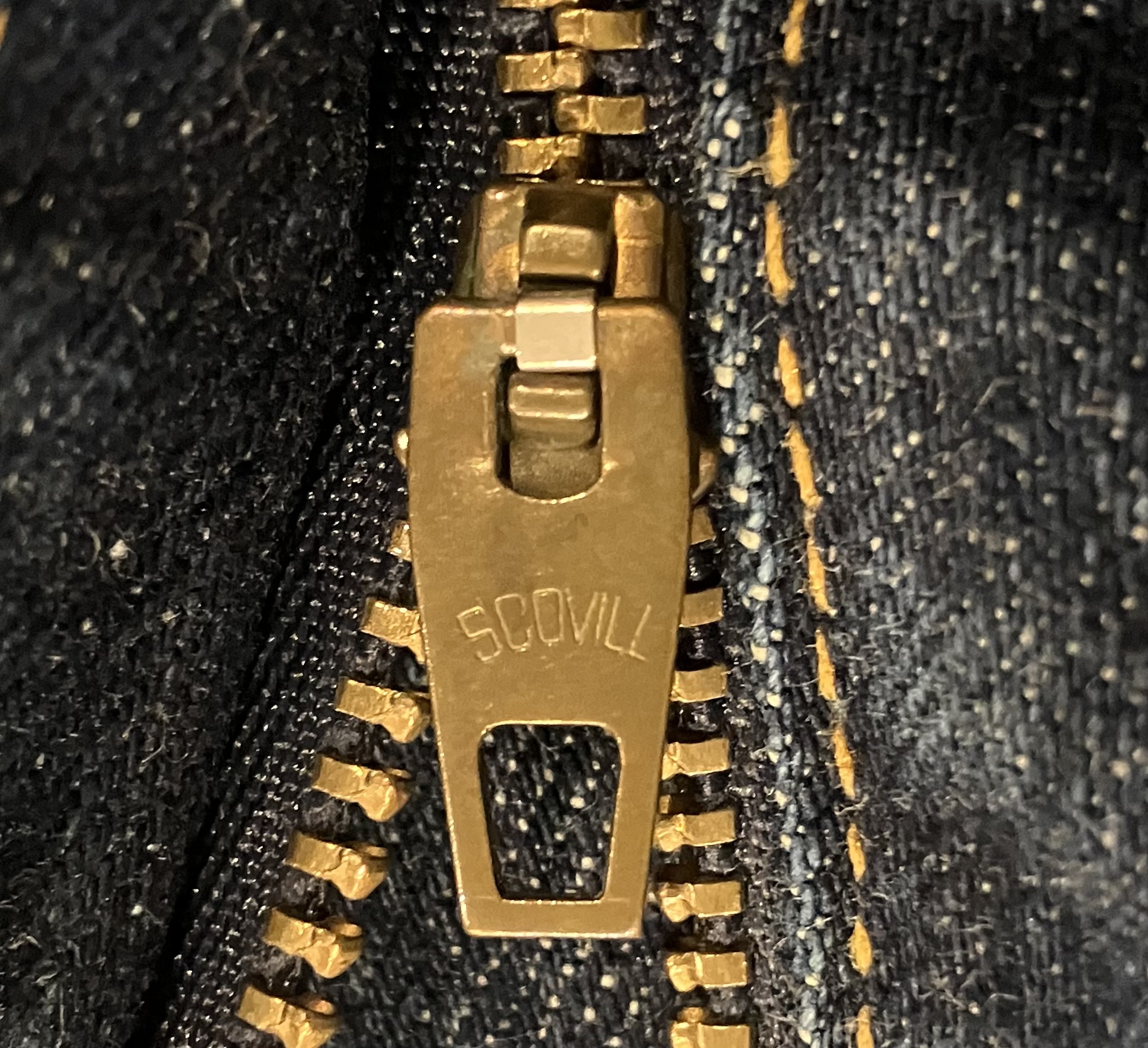 ジッパー刻印